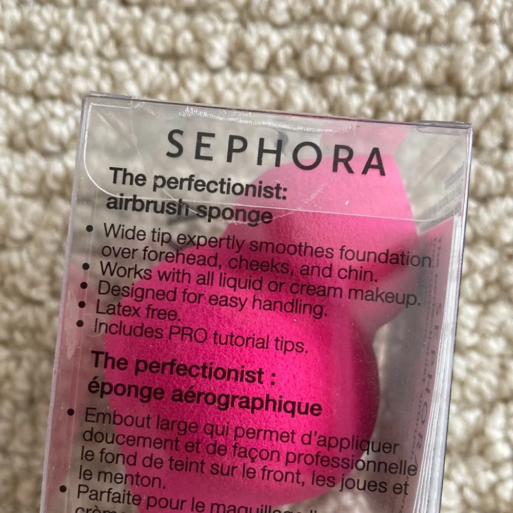 NEW Sephora The Perfectionist Airbrush Sponge Makeup Applicator Slanted Reusable